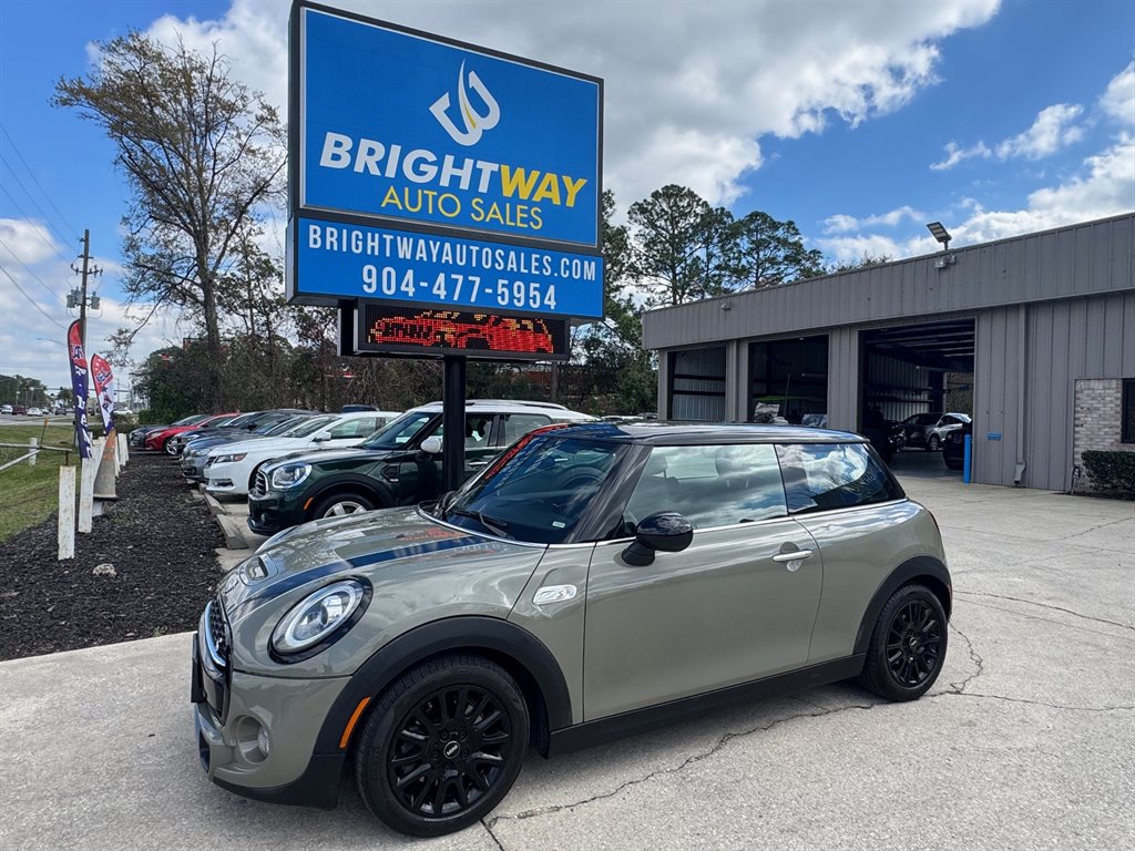 2019 MINI Hardtop 2 Door S's photo