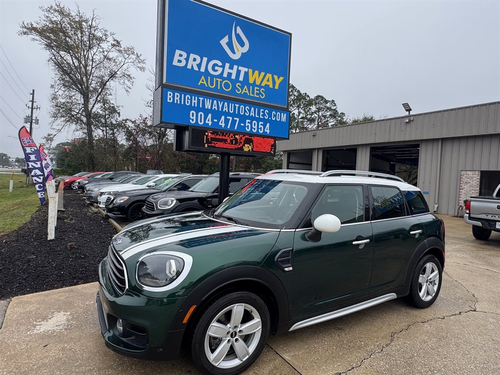 2018 MINI Countryman Base's photo