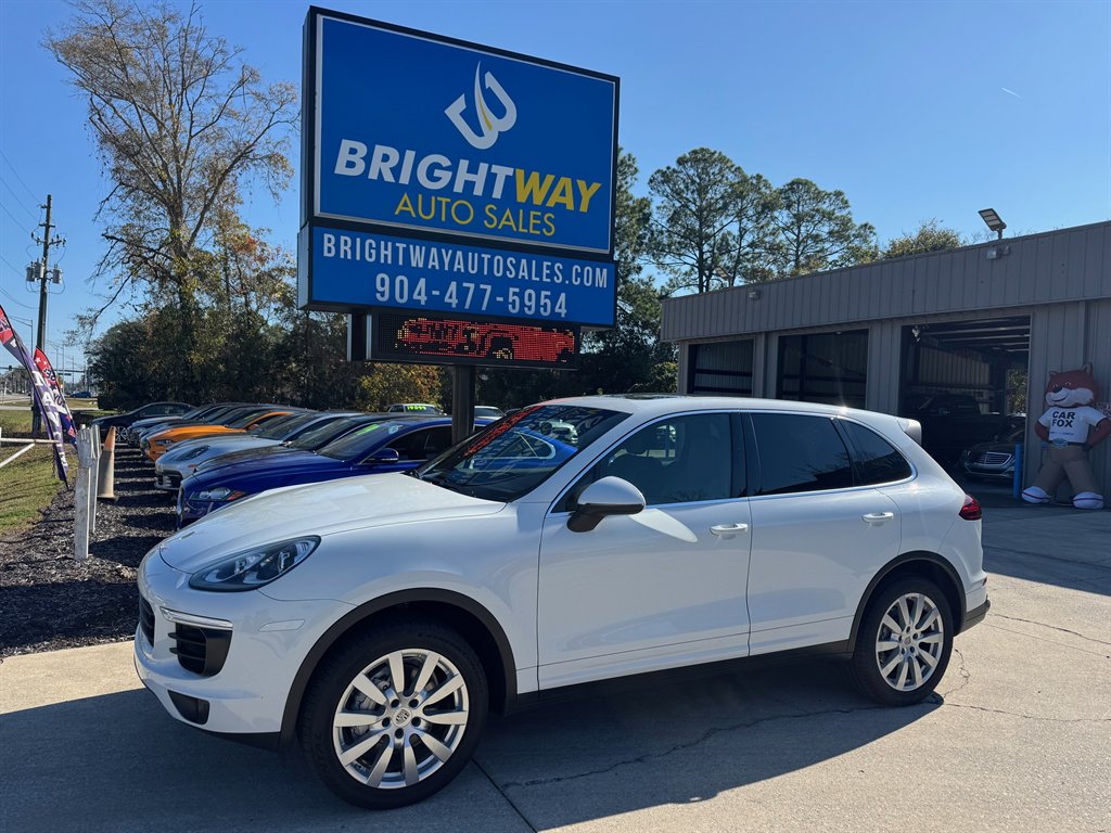 2015 Porsche Cayenne S's photo