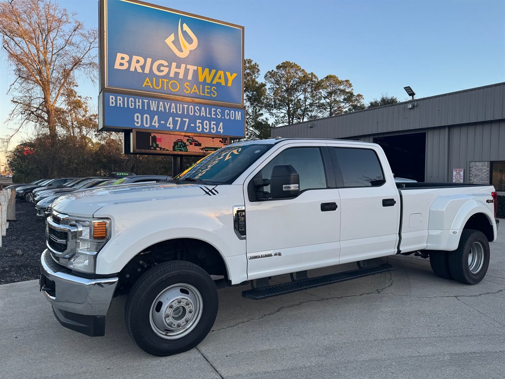 2021 Ford F-350 XLT 4x4 Crew Cab 8' Box DRW's photo