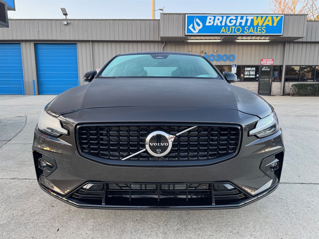 2024 Volvo S60 Plus - Photo 7