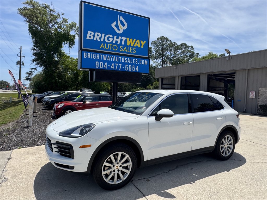 2019 Porsche Cayenne -'s photo