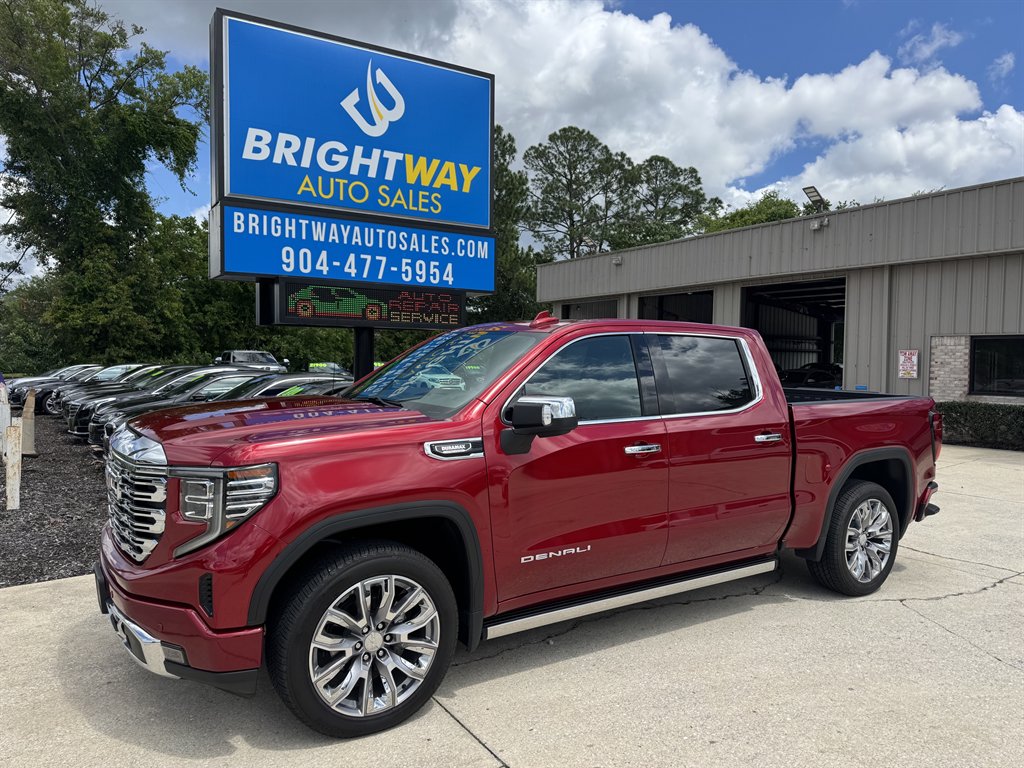 2024 GMC Sierra 4WD Crew Cab Short Box Denali's photo