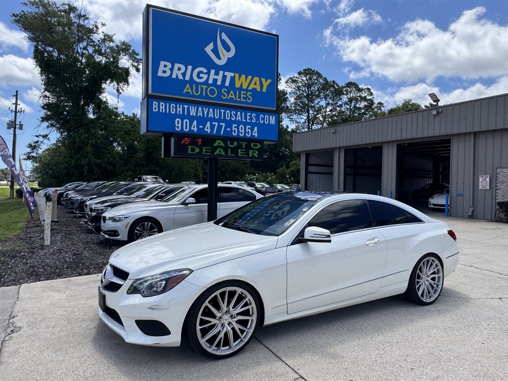 2015 Mercedes-Benz E-Class E400 4MATIC's photo