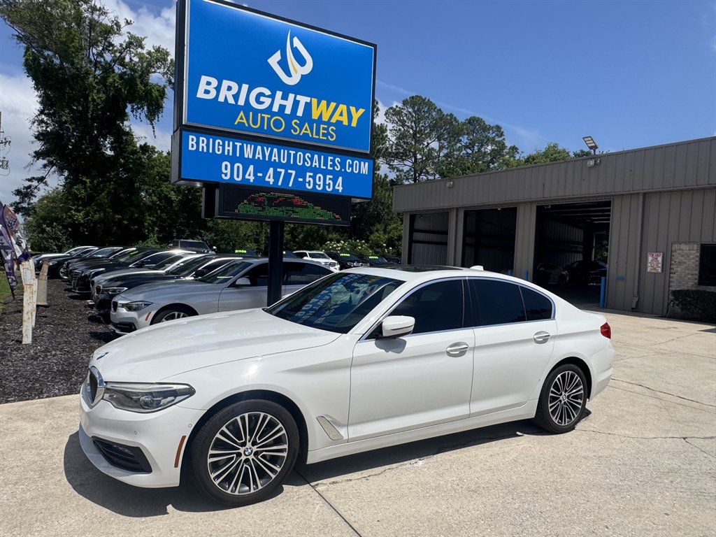 2018 BMW 5 Series 530i Sedan's photo