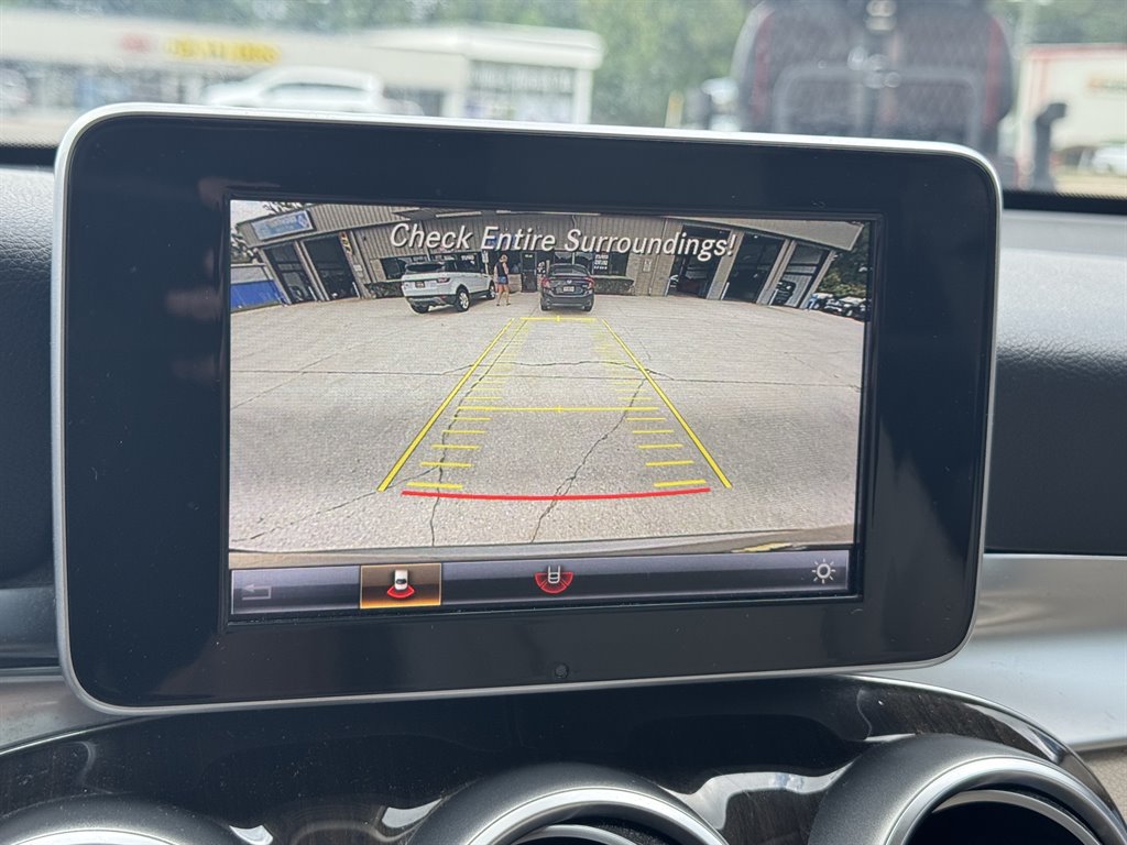 2019 Mercedes-Benz GLC GLC300 - Photo 8
