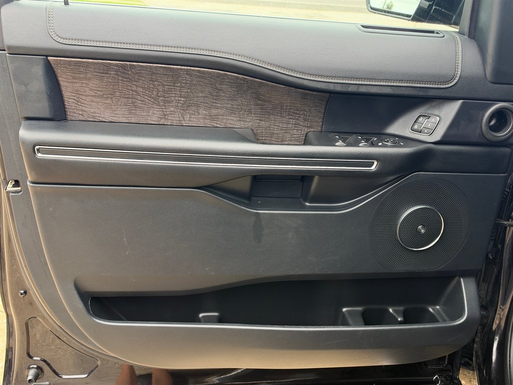 2021 Ford Expedition Limited - Photo 14